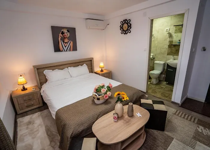 Eden House Hotel Costineşti