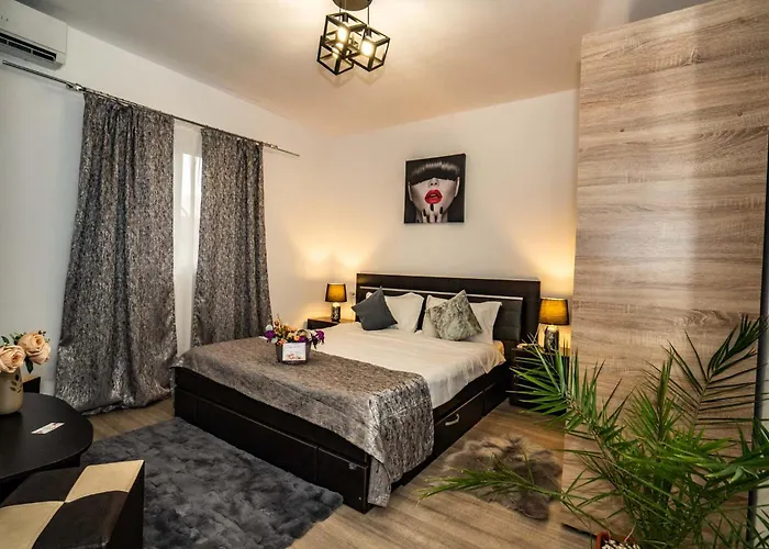 Eden House Hotel Costineşti